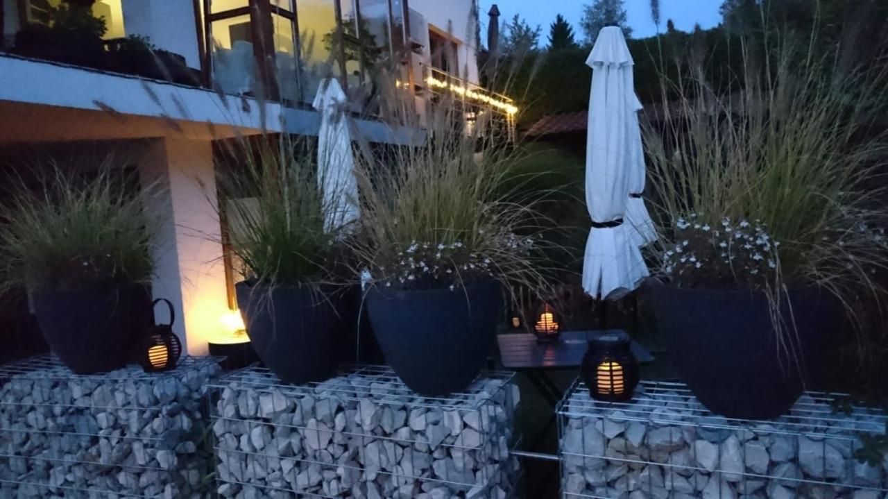K82 Bnb & Hotel Kirchentellinsfurt Exterior photo